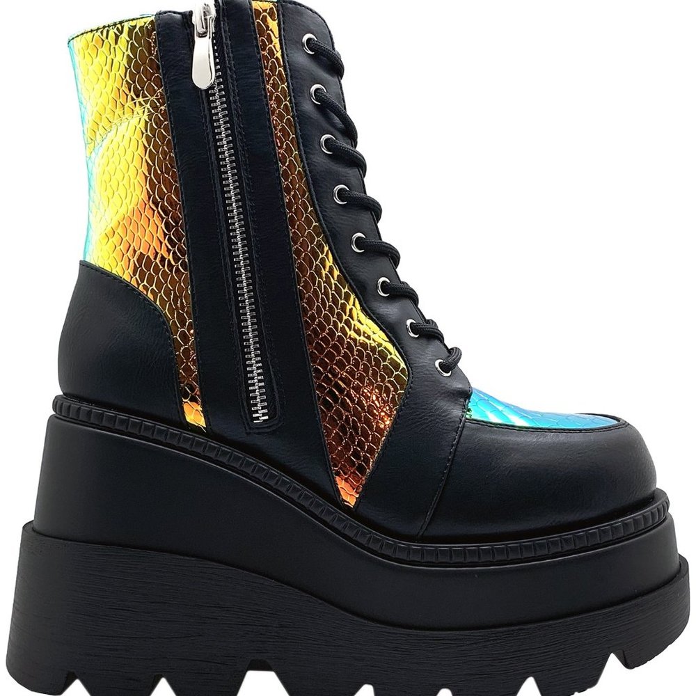 Cape Robbin RadioPlatform Boots - Black